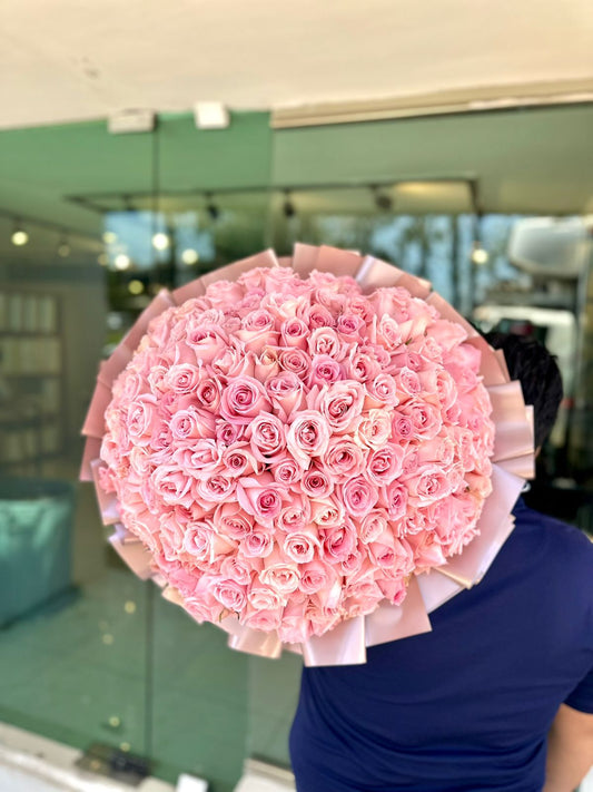 Giant Bouquet of Pink Roses